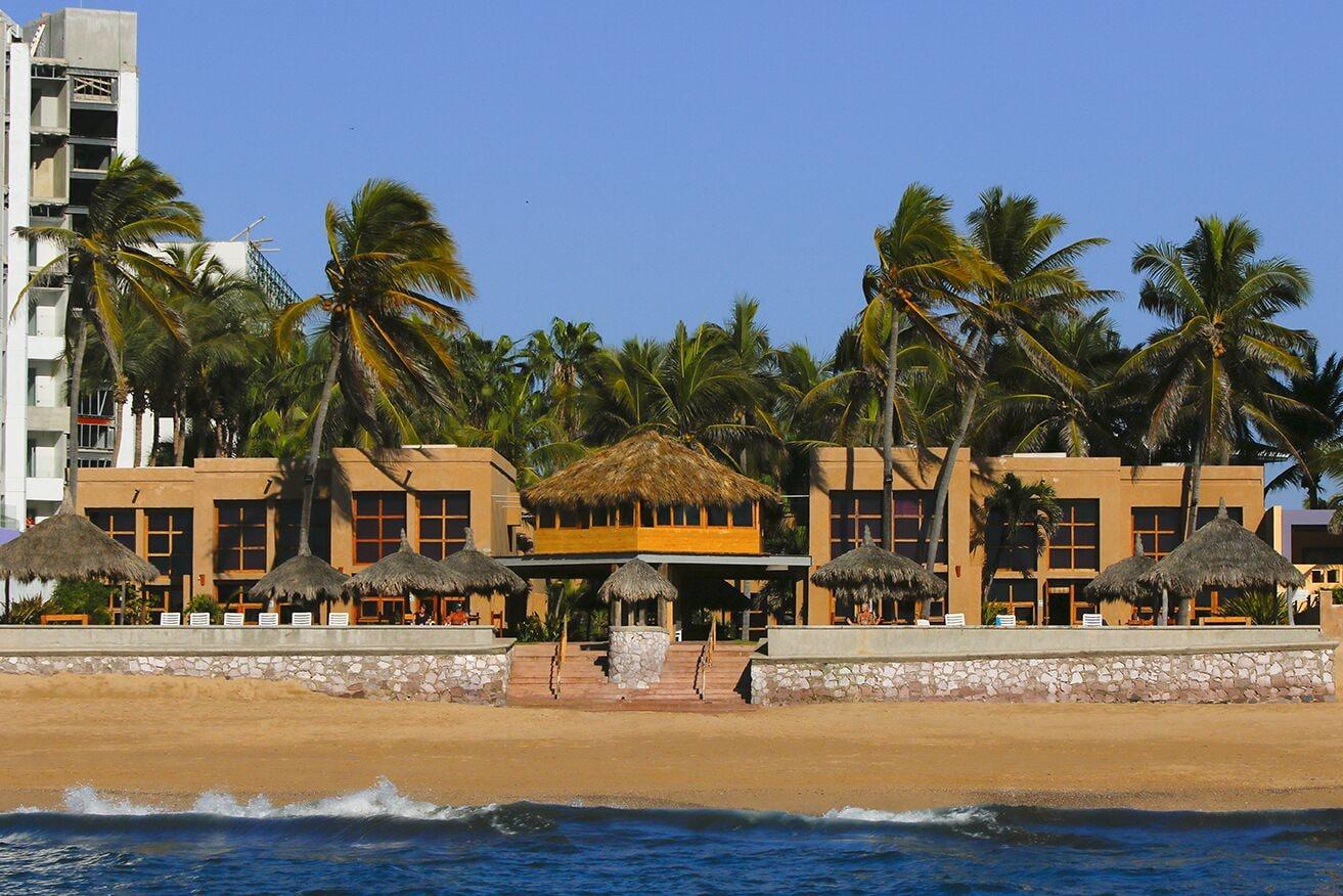 מזטלן Villas El Rancho Green Resort מראה חיצוני תמונה