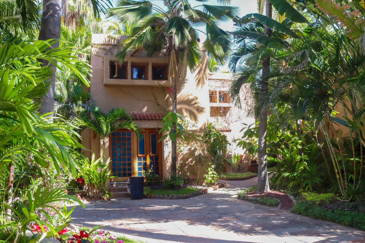 מזטלן Villas El Rancho Green Resort מראה חיצוני תמונה
